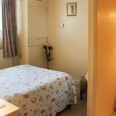 Caxton Nook Holiday home